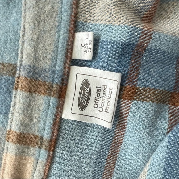 Ford Bronco Official Licensed Blue and Tan Plaid Flannel Shacket Size Large - Picture 9 of 10